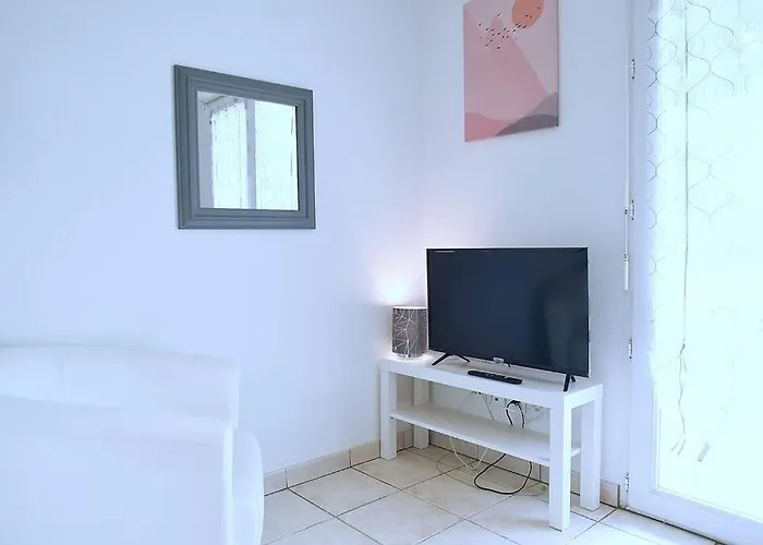 Fonctionnel A Proximite De Toulouse 아파트